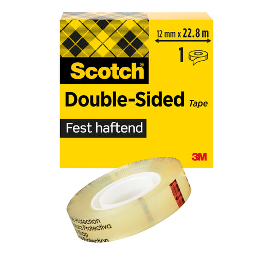 Eine Rolle Scotch® doppelseitiges Klebeband (12 mm x 22,8 m) steht vor der gelb-schwarzen Verpackung der 3M Deutschland GmbH mit Markennamen, Abmessungen und 3M-Logo.