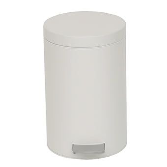 Der Novocal Tretabfalleimer verfügt über einen weiß lackierten Stahlkörper und -deckel sowie ein kleines Fußpedal - eine Kombination aus Funktionalität und Stil für moderne Räume. Inklusive einem Inneneimer.