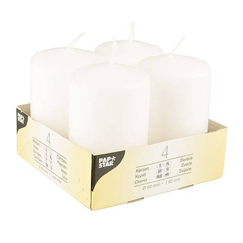 Un paquet de quatre bougies piliers Starpak « Ivory » (Ø 50 mm, 80 mm, tête plate) en cire de haute qualité, disposées dans un support en carton avec des informations sur le produit et le logo Starpak sur l'étiquette.