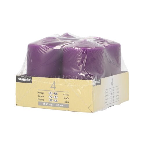 Quatre bougies piliers ivoire Starpak (Ø 50 mm, 80 mm, sommet plat) sont emballées dans un plastique transparent et munies d'une étiquette beige-blanche indiquant la marque Starpak et les détails des bougies. Elles sont fabriquées en cire de haute qualité pour une durabilité optimale.