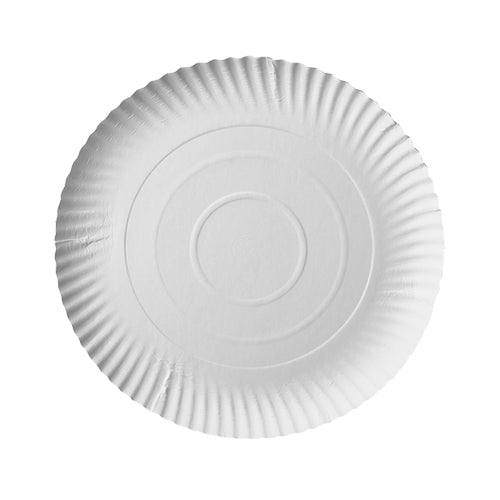 Le PAPSTAR GmbH 29 50 assiette, carton "pure" ronde - blanche est une assiette en carton blanche, simple et ronde avec un bord cannelé et des cercles concentriques, photographiée sur fond blanc. Parfait comme assiette écologique de 29 cm pour toute occasion.