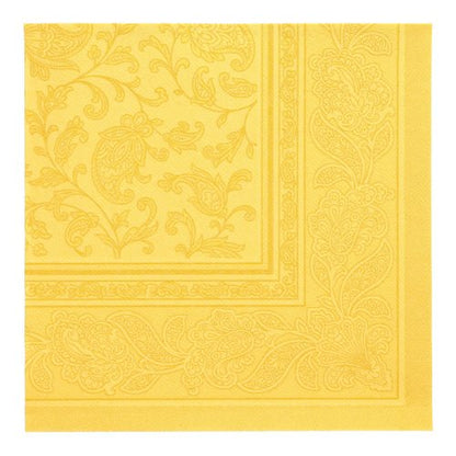 Une serviette de la PAPSTAR GmbH 50 serviettes "ROYAL Collection" (1/4 pli, 40 x 40 cm) avec une impression paisley et florale est illustrée pliée vue de dessus.