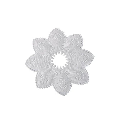 PAPSTAR Manchettes de bougie rondes, Ø 10 cm, blanches - film décoratif avec un design élégant et une empreinte florale de PAPSTAR GmbH, idéales comme support stylé pour bougies (100 pièces).