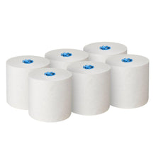 Six essuie-mains en rouleau Scott® Essential™ 6638 Grand rouleau 1-couche de Kimberly-Clark GmbH sont disposés en deux rangées de trois sur un fond blanc. Les rouleaux d'essuie-mains certifiés EU Ecolabel sont fabriqués avec la technologie Airflex.