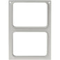 La cassette DF10/20 pour barquettes CPET 510 ml et 670 ml - 2 unités de Duni GmbH est un cadre rectangulaire argenté avec deux ouvertures identiques et quatre trous de fixation par coin, idéal pour la restauration. Ici illustré sur un fond blanc.