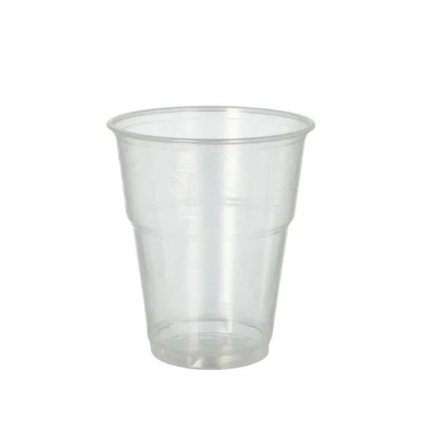 Le gobelet à boissons froides PAPSTAR GmbH 70, PLA "pure" clair comme du cristal avec bord en mousse, est un idéal respectueux de l'environnement pour servir des boissons froides et est ici représenté vide devant un fond blanc simple.