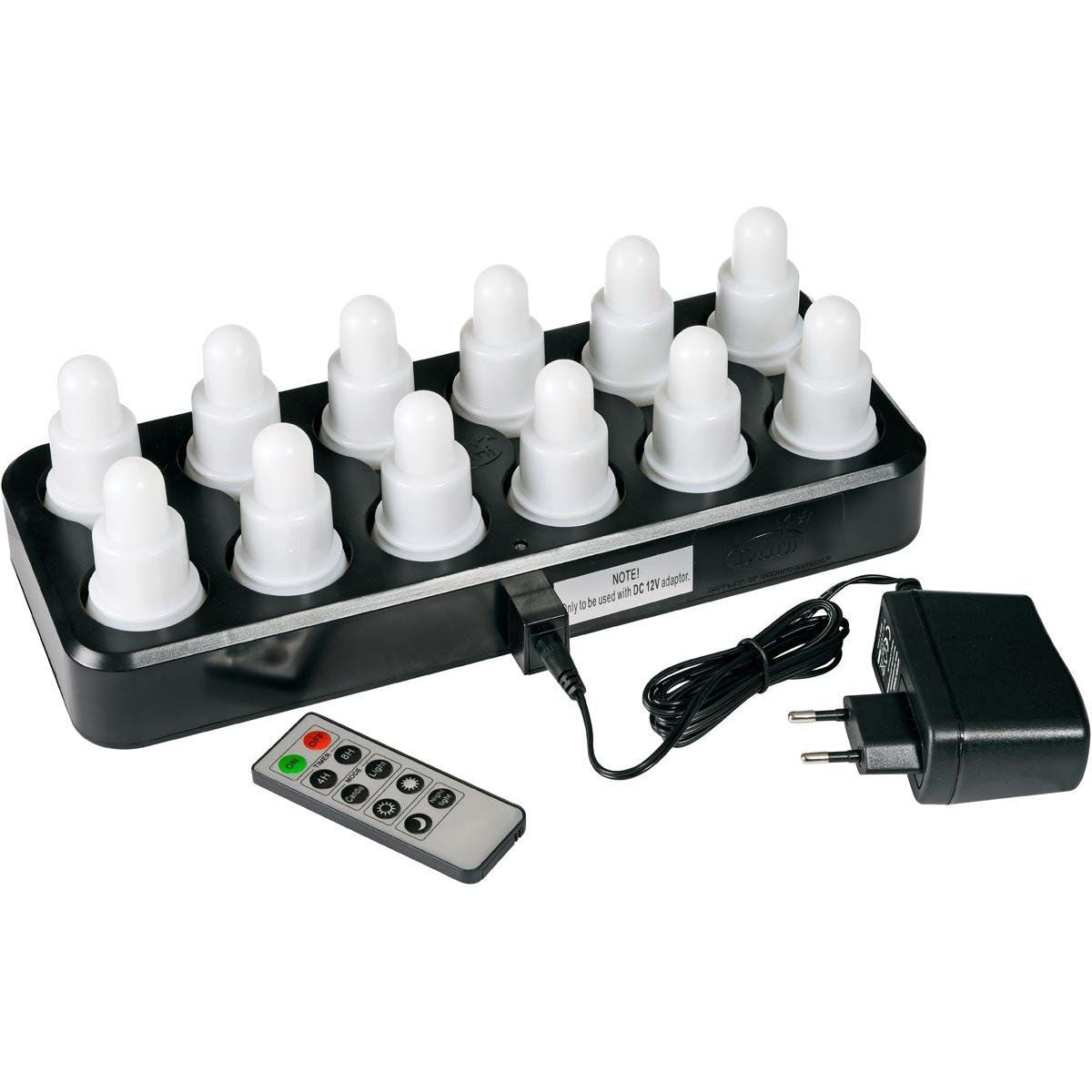 L'article discontinué de Duni GmbH : Le set LED contient 12 lumières blanc chaud (70 x 40 mm, 12h), une station de charge noire élégante, une télécommande et un adaptateur secteur - des lumières décoratives idéales pour chaque pièce, illustrées sur un fond blanc.