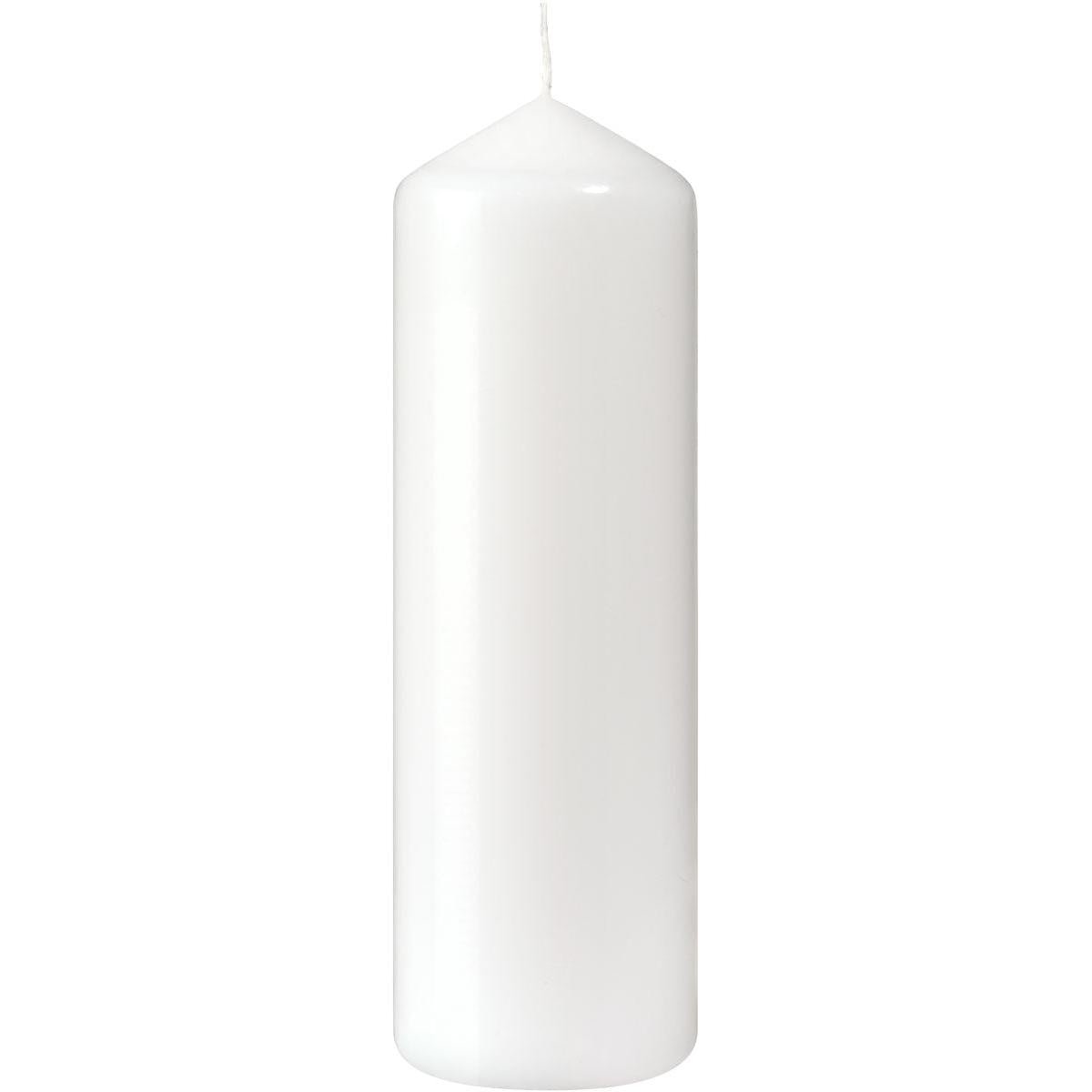 Une bougie pilier blanche (220 x 70 mm, environ 90h de combustion) de Duni GmbH avec une pointe effilée et une mèche non allumée se tient debout sur un fond blanc - idéale pour tous ceux qui recherchent une lumière de bougie durable.