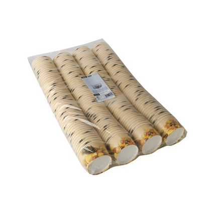 Un paquet emballé sous film rétractable de Starpak contient 200 gobelets jetables ronds en carton, chacun avec un design de fleurs et de fruits. Les gobelets sont disposés en plusieurs piles de quatre rangées chacun.