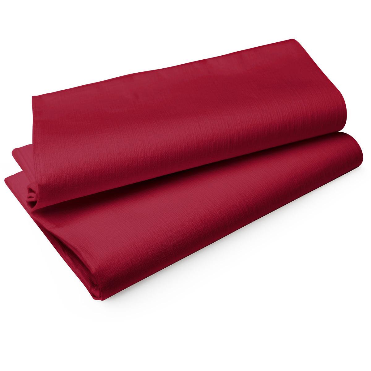 Deux nappes de table Evolin pliées de Duni GmbH en Bordeaux élégant, chacune de 84x84 cm, sont empilées sur un fond blanc.