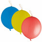 Drei PAPSTAR Punch Ballons (Ø 40 cm, farbig sortiert) der PAPSTAR GmbH werden in den Farben blau, gelb und rot mit Gummibändern und Tüllen im 3er-Pack vor weißem Hintergrund präsentiert.