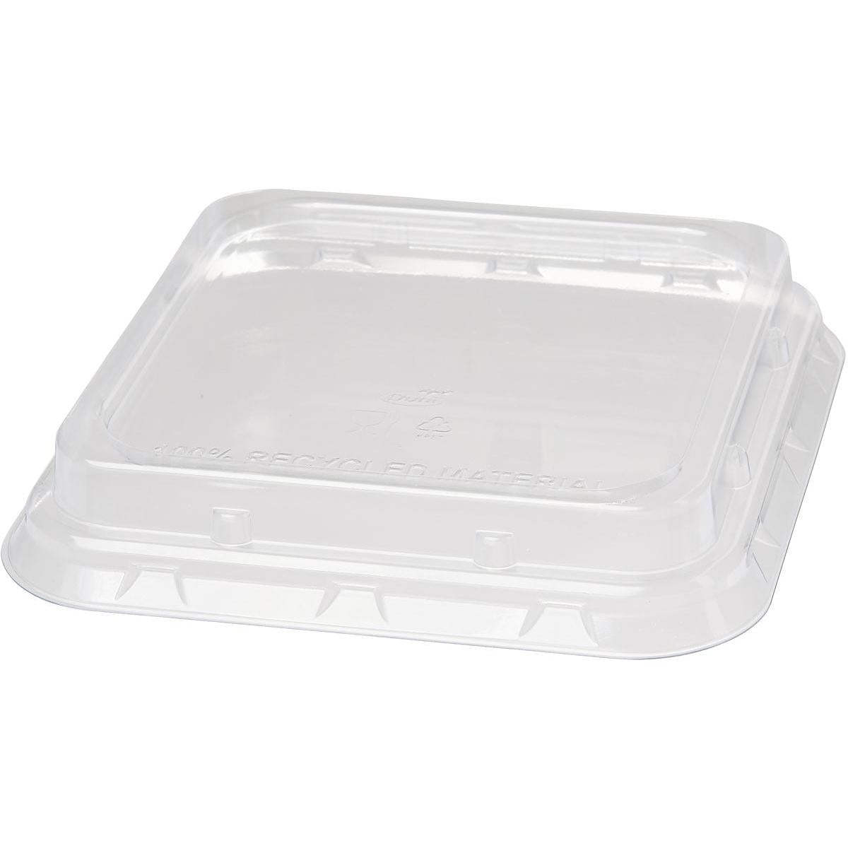 Le couvercle rPET transparent de 900 ml de Duni GmbH (156x156x44 mm, paquet de 40 pièces) est un couvercle carré clair avec un bord surélevé et des symboles de recyclage en relief qui mettent en valeur le matériau recyclé. Illustré sur un fond blanc.