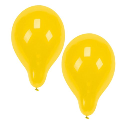 Zwei gelbe PAPSTAR 10 Luftballons Ø 25cm von PAPSTAR GmbH leuchten vor weißem Hintergrund. Die tropfenförmigen Ballons mit Knoten unten und reflektierenden Highlights eignen sich perfekt als Dekoration.