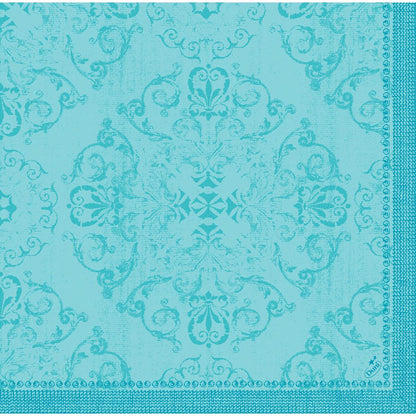 La serviette Dunilin 40 x 40 cm 1/4 pli de Duni GmbH se distingue par un motif damassé turquoise et bleu clair avec des motifs floraux et de spirales artistiques, une bordure ornementale avec de petits cercles et un fond texturé.