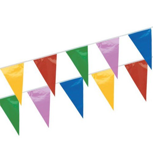 La guirlande de fanions, film résistant aux intempéries de la PAPSTAR GmbH est une chaîne de fanions triangulaires colorés en blanc, jaune, rouge, vert, violet et bleu. Résistante aux intempéries et idéale pour les événements en plein air, elle apporte un charme vibrant à chaque occasion.
