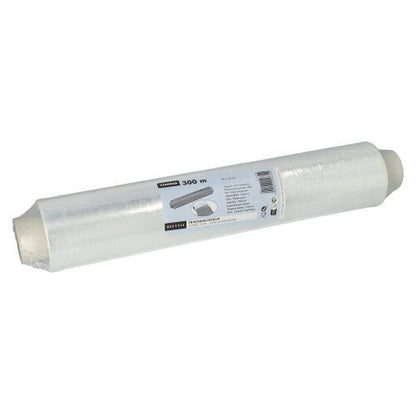 Un rouleau de film alimentaire perforé Starpak, avec une étiquette blanche comportant des détails sur le produit et un code-barres. Parfait pour la conservation des aliments, le rouleau inutilisé est placé devant un fond blanc simple.