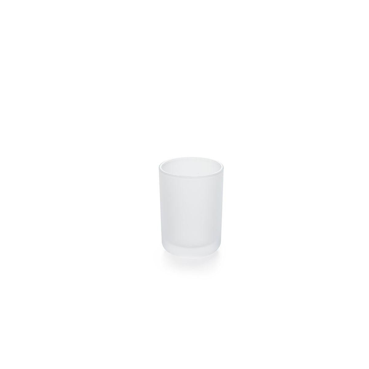 Un seul porte-bougie LED avec fonction clignotante de Duni GmbH (1 pièce) crée des accents lumineux décoratifs sur un fond blanc.