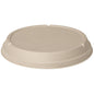 Le couvercle en bagasse Classic 800-1200 ml de Duni GmbH est un couvercle rond et brun en bagasse durable avec une surface plane et trois petites encoches sur fond blanc - parfait pour des emballages écologiques (paquet, 40 pièces).