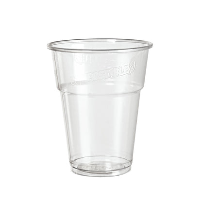 Un gobelet en PLA transparent "verre, PLA, trait de remplissage transparent PLA" de Duni GmbH se tient debout sur un fond blanc. Un texte embossé près du bord met en avant le filament écologique, qui représente un choix durable.