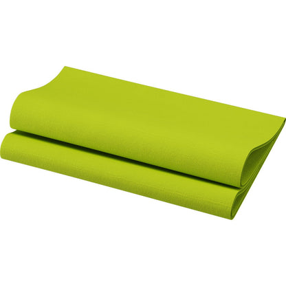 Une serviette Bio-Dunisoft 40 x 40 cm, 1/4 pli de Duni GmbH est pliée sur fond blanc.