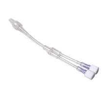 Raccord double pour perfusion