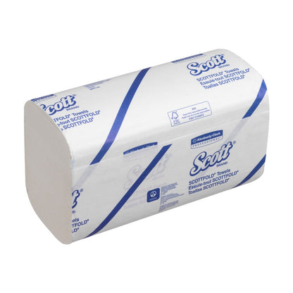 Une boîte de serviettes Scott® SCOTTFOLD* de Kimberly-Clark GmbH (blanches, pliées, format moyen – 25 clips x 175 feuilles) est représentée, avec son motif blanc et bleu, sur un fond blanc.