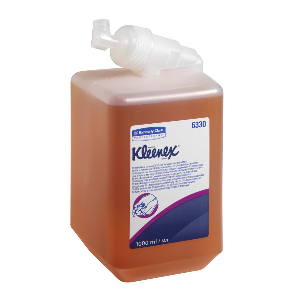 Une cartouche de lotion lavante Karamell Kleenex® Ultra™ de 1 L, fabriquée par Kimberly-Clark GmbH, est livrée avec un distributeur à pompe blanc et une étiquette comportant un texte en bleu et en violet ; elle est disponible en cartons de 6 cartouches.