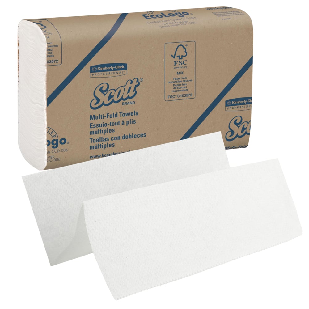 Une boîte de serviettes Scott® - MultiFold, Blanc, Moyen, 16 clips x 250 feuilles de Kimberly-Clark GmbH; illustrée avec deux serviettes blanches non pliées - idéal pour un séchage des mains hygiénique.