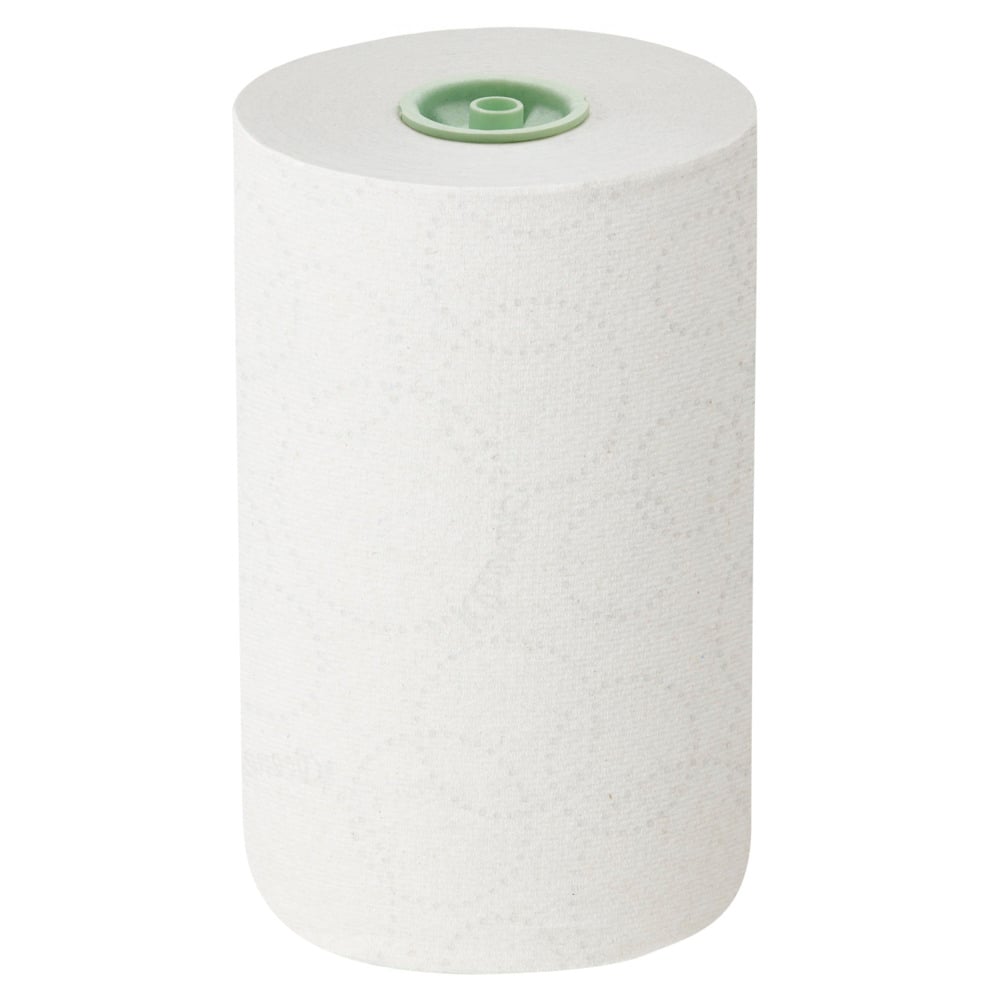Un essuie-mains en rouleau blanc 1 épaisseur Kleenex® E-roll Slimroll™ de Kimberly-Clark GmbH est debout devant un fond uni, montrant son motif circulaire subtil et le noyau en plastique vert.