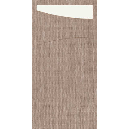 Une surface verticale, rectangulaire, marron et texturée, similaire à celle du SACCHETTO Bio D-Soft de la société Duni GmbH, comportant une ligne horizontale courbe et une section rectangulaire blanche dans le coin supérieur gauche.