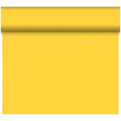 Un Bio-DC-Tete a Tete 0,4x24m jaune partiellement déroulé de Duni GmbH est posé sur un fond uni, avec une grande surface plane assortie en jaune en matériau biodégradable.