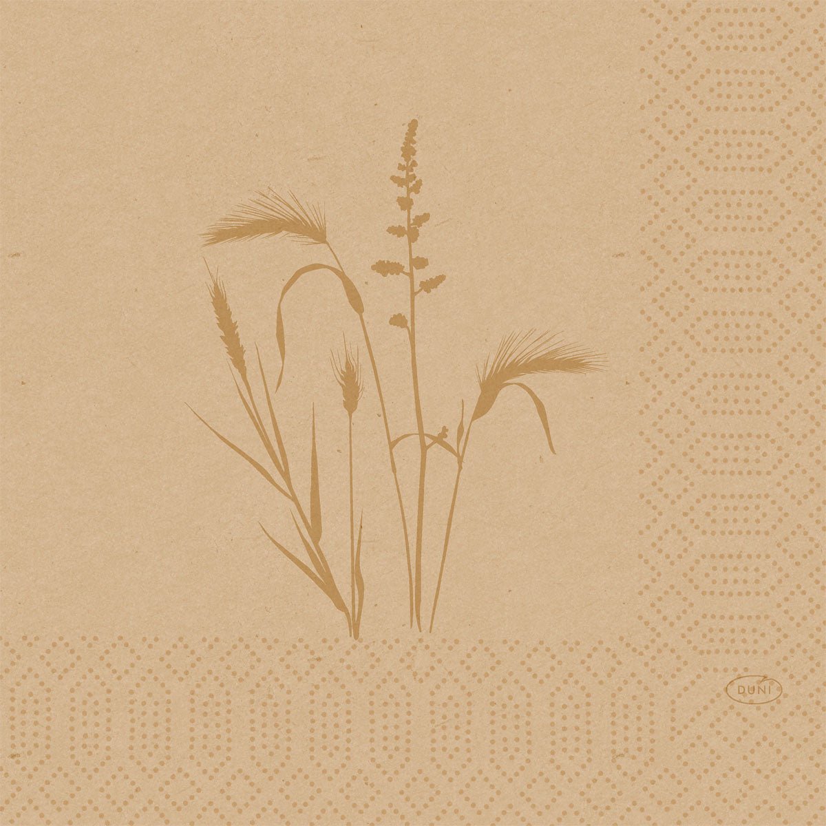 Les serviettes en cellulose Duni GmbH 33 cm 3 plis 1/4 pli Meadow natural (50 pièces) sont ornées d'impressions naturelles d'herbe et de céréales, d'une bordure géométrique à pois et du logo "Duni" dans le coin, ce qui ajoute une esthétique naturelle supplémentaire.
