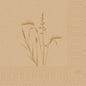Les serviettes en cellulose Duni GmbH 33 cm 3 plis 1/4 pli Meadow natural (50 pièces) sont ornées d'impressions naturelles d'herbe et de céréales, d'une bordure géométrique à pois et du logo "Duni" dans le coin, ce qui ajoute une esthétique naturelle supplémentaire.