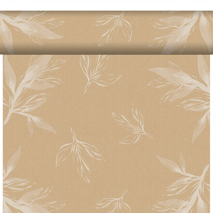 La Bio-DC-Tete a Tete 0,4x24m de Duni GmbH est un papier peint brun clair, écologique avec une rayure verticale subtile et des motifs de feuilles botaniques esquissés en blanc.