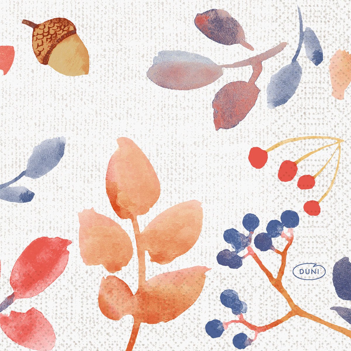 Un fond blanc texturé orné de glands, de baies et de feuilles peints à l'aquarelle confère un charmant aspect automnal aux serviettes Duni GmbH 24 x 24, 3 épaisseurs, 1/4 Autumn Gradient (50 pièces). Le logo « DUNI » figure sur un petit ovale bleu.