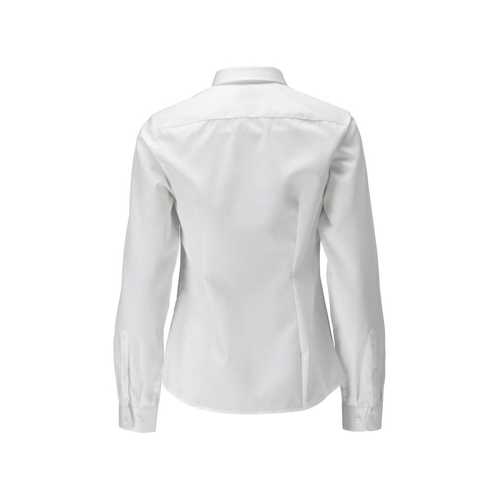 Chemise, chemisier femme coupe femme moderne