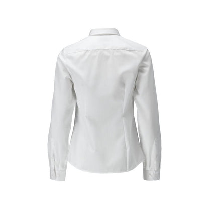 Chemise, chemisier femme coupe femme moderne