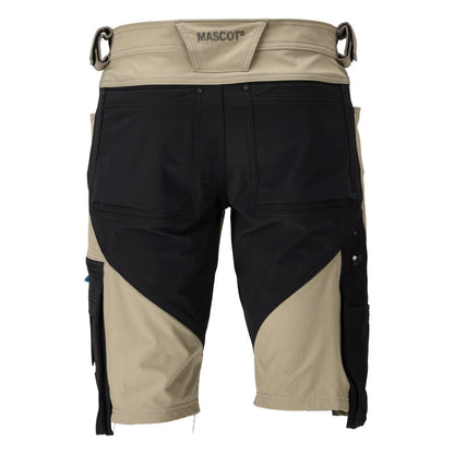 Short, short ULTIMATE STRETCH