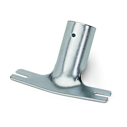 Le support de manche en métal fendu Nölle Profi Brush de Nölle Profi Brush Bürsten- & Pinseltechnik e.K. a un fond plat fendu et un tube cylindrique incliné, parfait pour le montage et la fixation d'équipements de nettoyage tels que le Nölle Profi Brush.