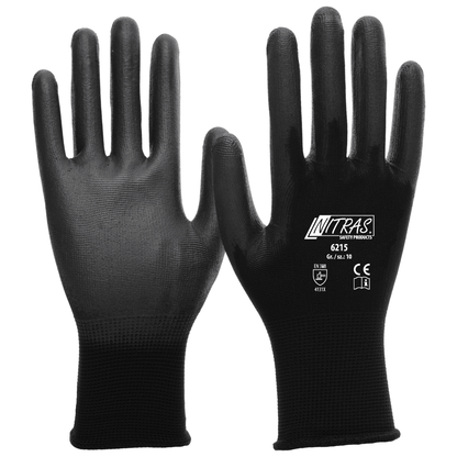 Une paire de gants en nylon NITRAS noirs, partiellement enduits de PU par AS Arbeitsschutz GmbH, est illustrée – montrant une paume imprimée, l'autre côté étant enduit de PU.