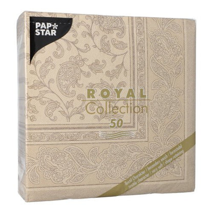 Un paquet de couleur sable PAPSTAR GmbH de 50 serviettes "ROYAL Collection" 1/4-pli, 40 x 40 cm, avec des informations sur le produit en or et blanc sur le devant.