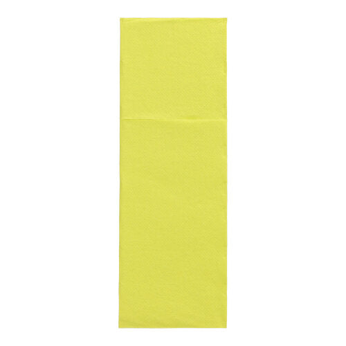 Une serviette rectangulaire jaune unique de PAPSTAR 50 serviettes "DAILY Collection" (48 x 30 cm, pli de couverts) de PAPSTAR GmbH est représentée verticalement sur un fond blanc et semble lisse avec un léger pli supérieur.