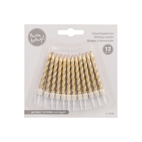 Un paquet de 12 PAPSTAR bougies d'anniversaire (6 cm) avec supports de PAPSTAR GmbH, bougies en spirale or-blanc dans un emballage en plastique avec les inscriptions "Party feelings!" et "Birthday candles" en plusieurs langues.