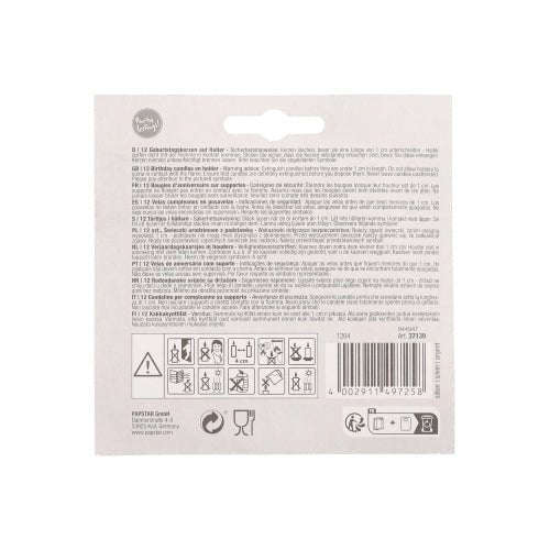 Le verso de l'emballage de PAPSTAR 12 bougies d'anniversaire avec support de 6 cm de PAPSTAR GmbH est muni d'une notice multilingue, de symboles d'entretien, d'un code-barres en bas à droite et d'une languette de suspension en haut au centre.