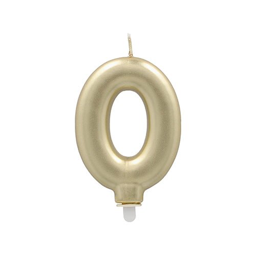 La PAPSTAR GmbH bougie chiffre avec support 7 cm "or" est une bougie chiffre dorée avec une mèche pointue et un support en plastique blanc - idéale comme bougie d'anniversaire pour la décoration de gâteaux.