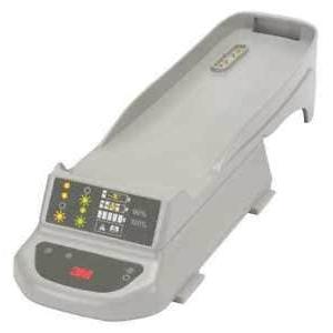 Station de charge de batterie 3M™ Versaflo™, TR-640 | Paquet (1 pièce)