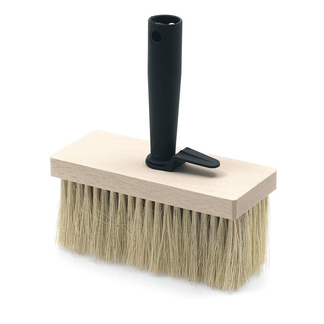 La brosse de plafond Nölle Profi Brush de Bürsten- & Pinseltechnik e.K. dispose d'une base en bois plate, rectangulaire de 17x7 cm, de poils en fibres naturelles résistants à la chaleur et d'une poignée en plastique noir inclinée.
