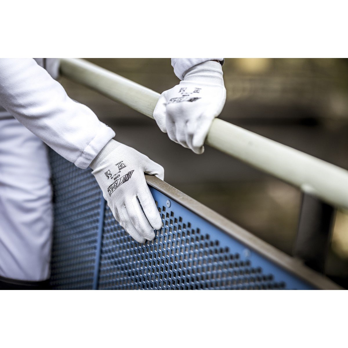 Gants de protection contre les coupures NITRAS, blancs