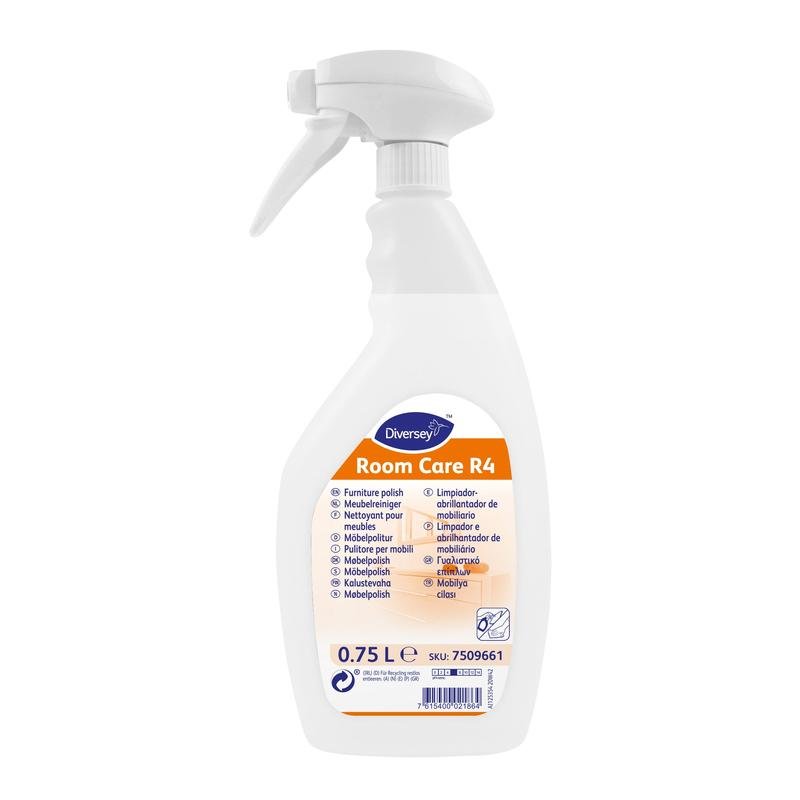 Un flacon pulvérisateur blanc de 750 ml avec l'inscription "Diversey Deutschland GmbH & Co. OHG Room Care R4, Polish pour meubles" avec une buse de pulvérisation blanche pour meubles en bois et en plastique, qui laisse une surface brillante sur vos meubles.