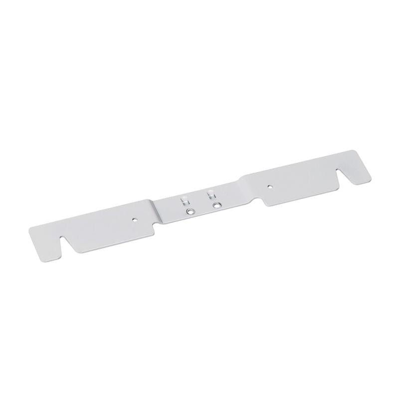 Le support d'accessoires TASKI petit (350 mm) de Diversey Deutschland GmbH & Co. OHG est un support plat avec trois trous, deux vis centrales et des extrémités crantées, permettant une manipulation polyvalente des accessoires de nettoyage. Emballage : 1 pièce.